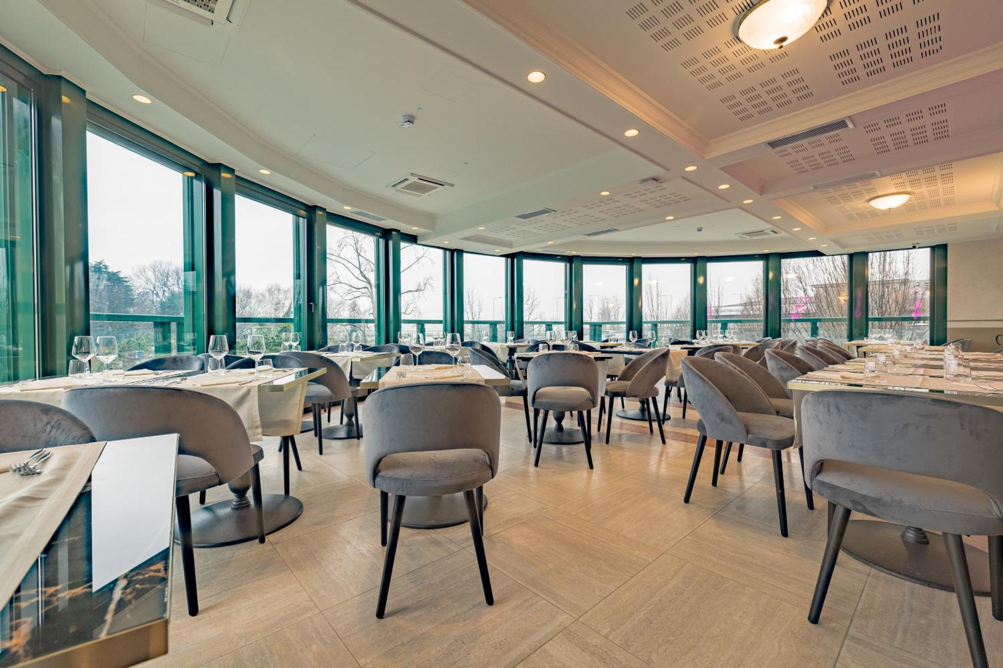 Just Hotel סרונו מראה חיצוני תמונה