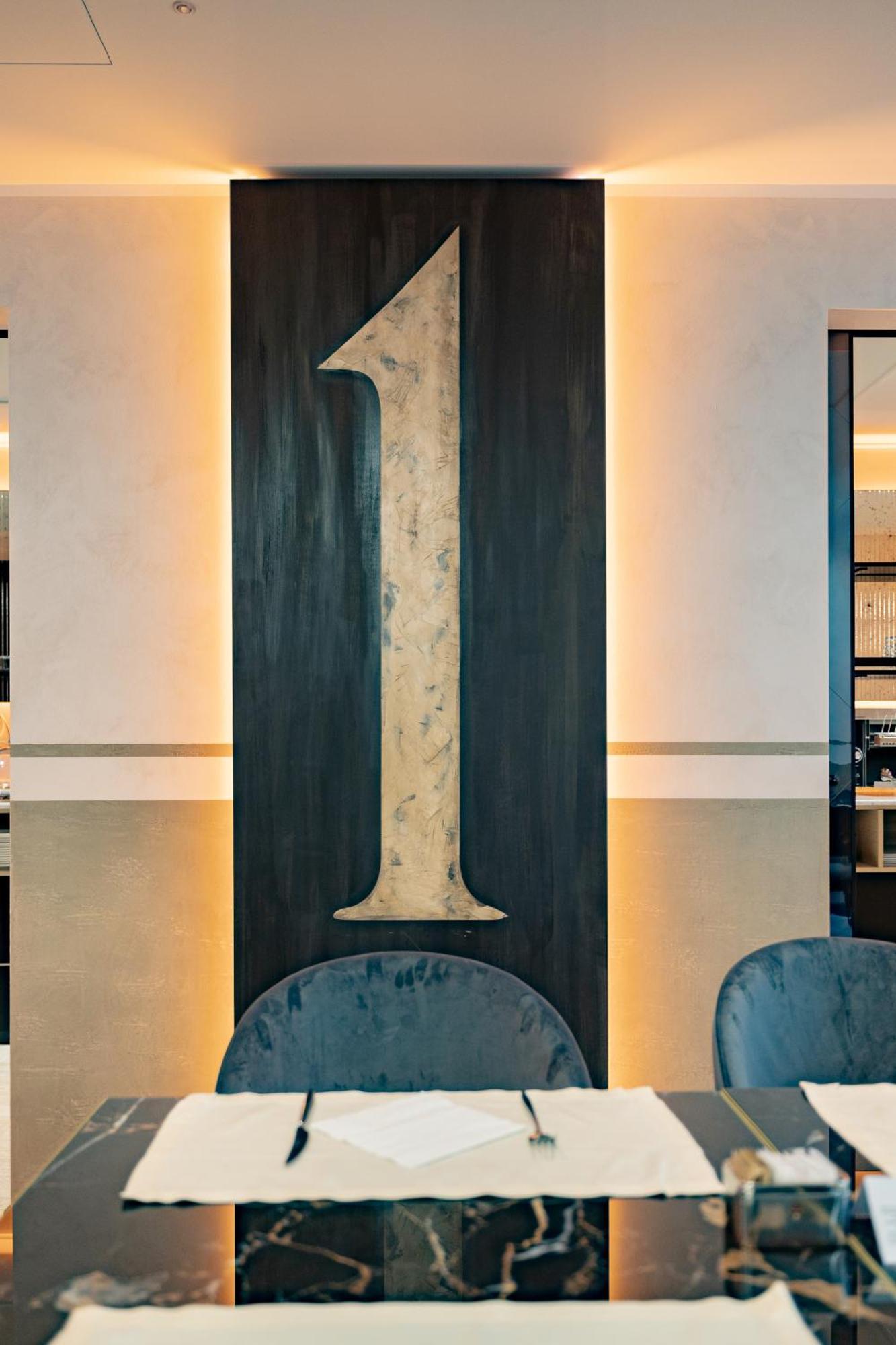 Just Hotel סרונו מראה חיצוני תמונה